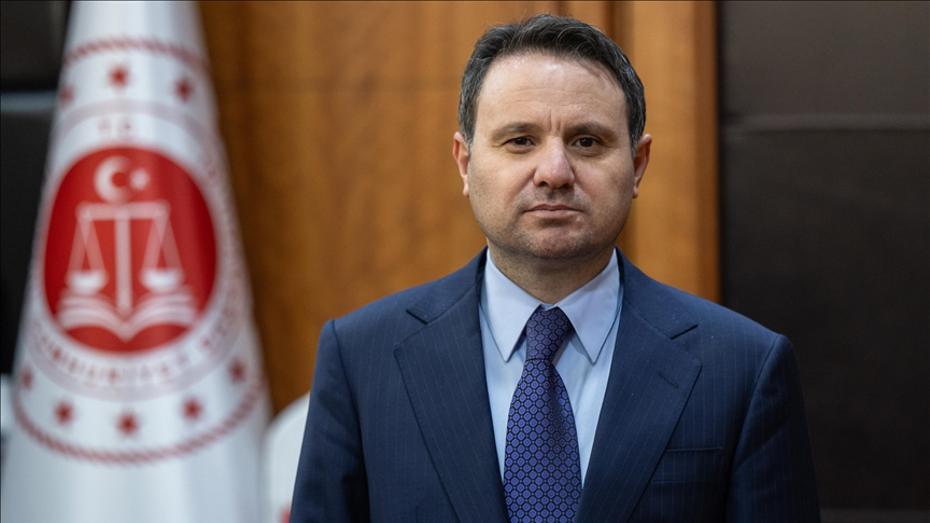 Bakan Gürlek'ten İdris Naim Şahin'e araç tepkisi: 'Söyledikleri ile dosyadaki kayıtlar uyuşmuyor'