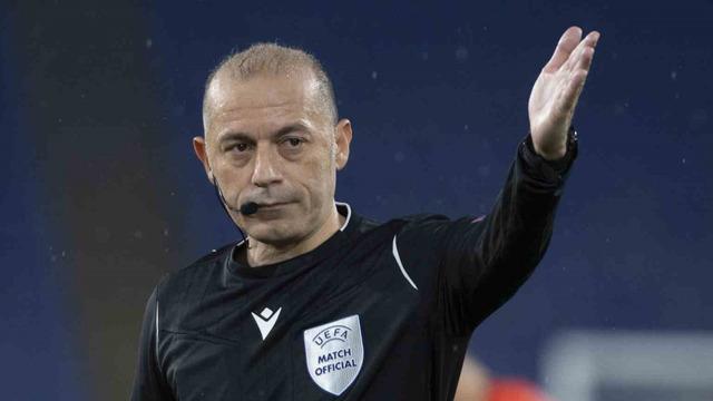 Cüneyt Çakır, Rusya Futbolunun Yeni Kaşifi