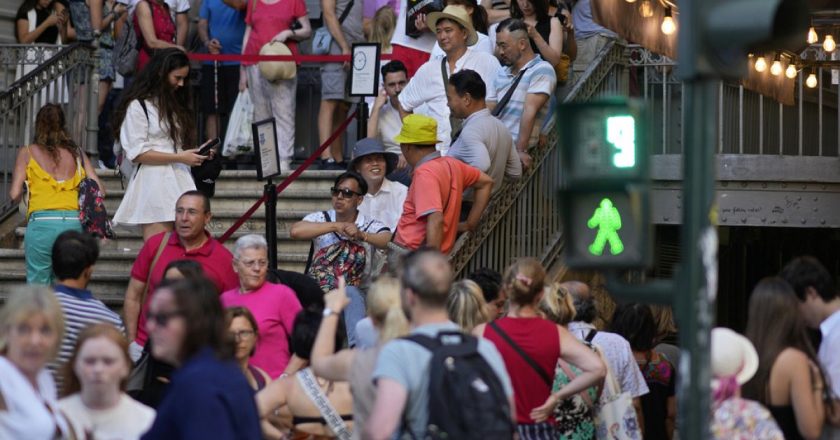 Lizbonluların aşırı turizme tepkileri artıyor