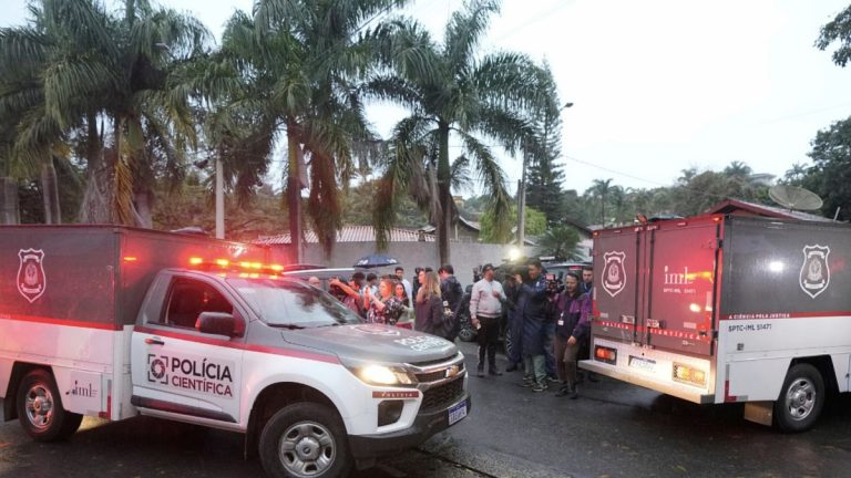 Brezilya'nın Sao Paulo eyaletinde yolcu uçağının düşmesi sonucu 62 kişi hayatını kaybetti.
