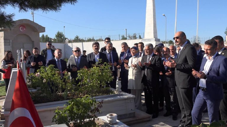 Teröristlerin katlettiği şehit Bedirhan bebeği ve annesi Sivas'ta anıldı