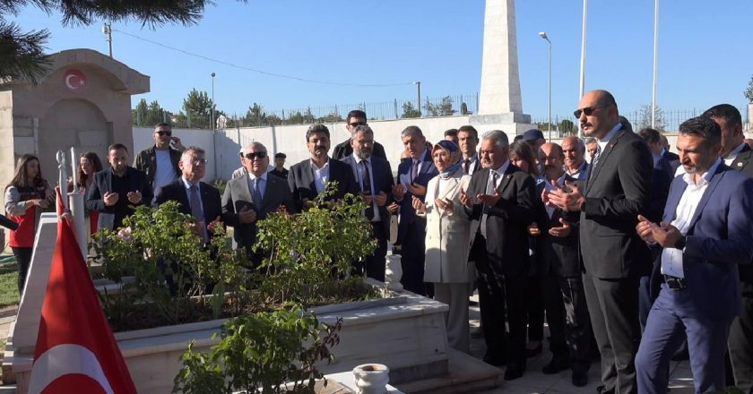 Teröristlerin katlettiği şehit Bedirhan bebeği ve annesi Sivas'ta anıldı