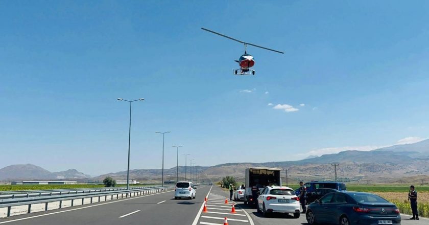 Jandarma ekipleri, Kayseri'de jiroskopla denetim yaptı