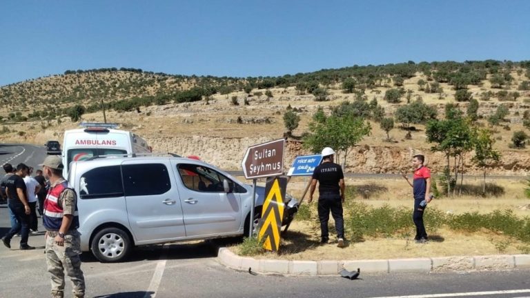 Mardin'de trafik kazası: 2 yaralı