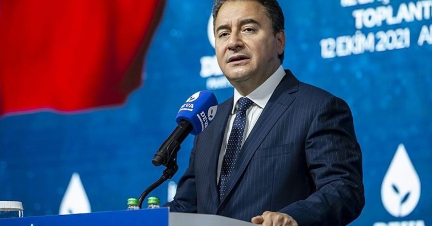 Ali Babacan'ın Bakan Şimşek'e canlı yayında çağrısı: “Kamu ihale kanunu neden değişmiyor?” – Son dakika siyasi haberler