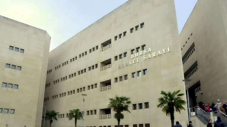 Bursa’da adliyeye silahlı saldırı: 2 ölü, 2 yaralı