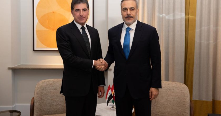 Bakan Fidan, KRG Barzani Başkanı ile bir araya geldi