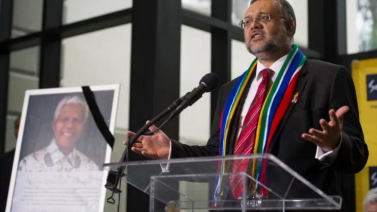 ABD ve Güney Afrika arasında ‘ırkçılık’ krizi: Büyükelçi sınır dışı edildi