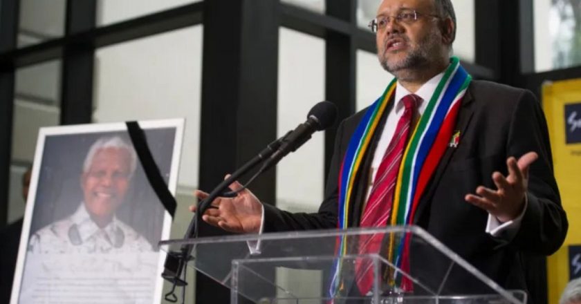 ABD ve Güney Afrika arasında ‘ırkçılık’ krizi: Büyükelçi sınır dışı edildi