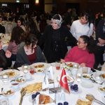 Bursiyerleriyle iftarda buluştu – Bigpara Haberler