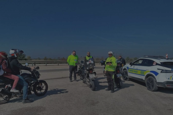 Kurallara uymayan motosikletlilere 52 bin lira ceza