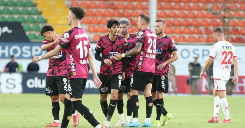 Alanyaspor, Sivasspor'u 2 golle mağlup etti!