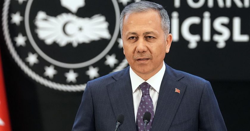 Çocuklarımızın hayatıyla oynayan hiçbir servis şoförünün trafikte yeri yoktur