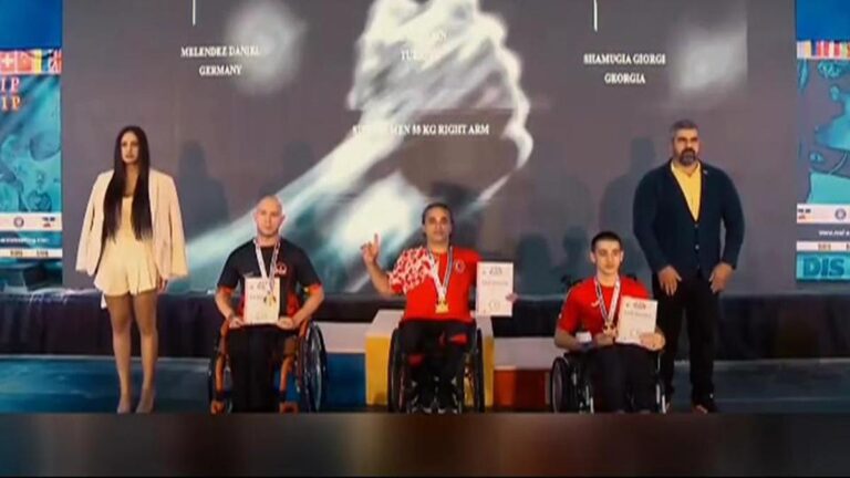 Çelik bileği Avrupada bükemediler –