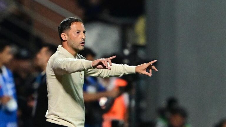 Son Dakika Spor Haberi | Domenico Tedesco: Fenerbahçe taraftarlarından özür diliyorum