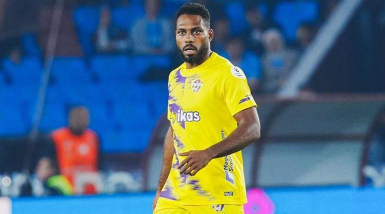 Eyüpspor, Luccas Claro'nun sakatlandığını duyurdu