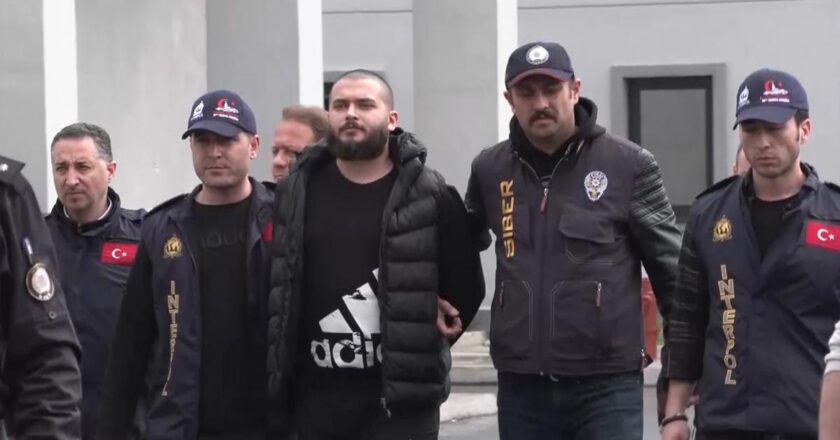 Faruk Fatih Özer “Şubat ayında çıkacağım” demiş! Koğuşunda notlar bulundu: “İpi sıkıca boynuna geçir”