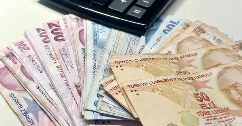 2026 Asgari Ücret Artışı Ne Olacak? İlk Toplantıda Gözler İşçi, İşveren ve Hükümette!