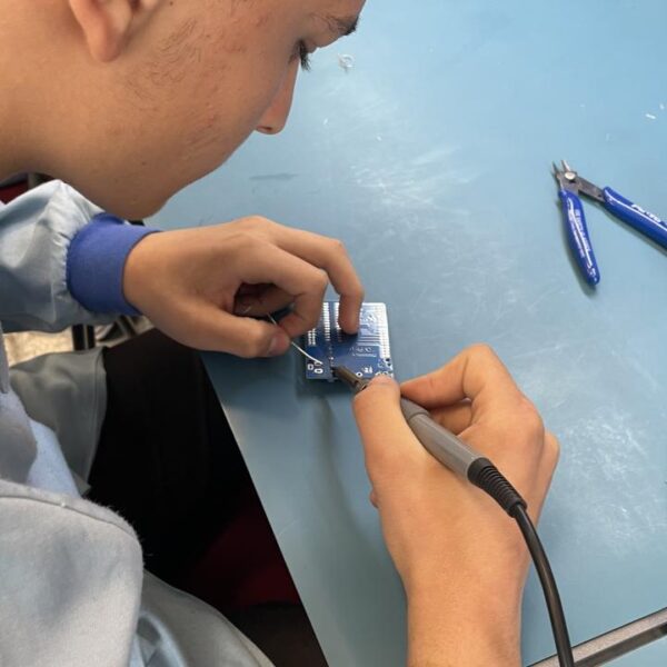 Meslek liseleri ekonomiye güç katıyor: 7,1 milyar liralık üretim