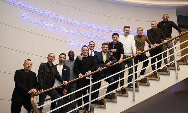 Fenerbahçe’nin efsaneleri derbi öncesi buluştu