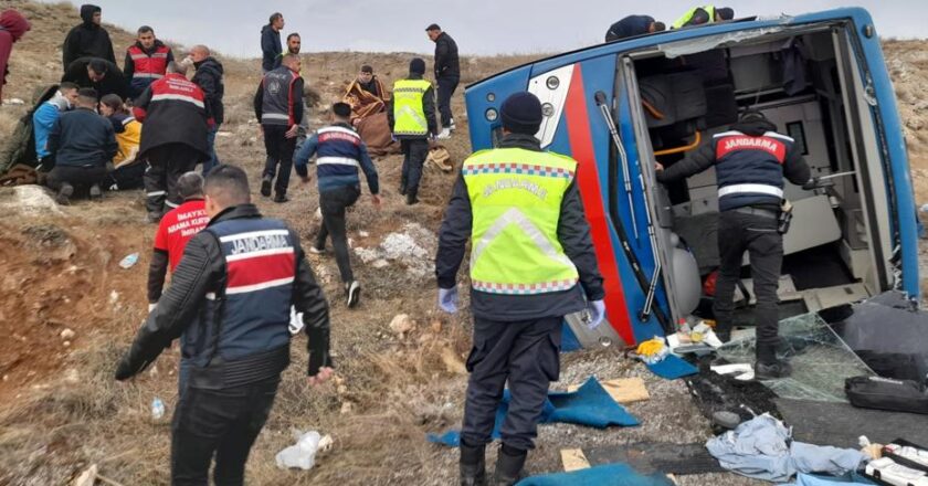 Sivas’ta cezaevi aracı kaza yaptı: 9 yaralı, 2’si ağır!
