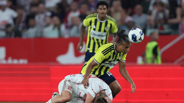 Fenerbahçe’nin tur kahramanı Nathan Ake! Performansıyla geceye damga vurdu